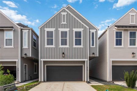 New construction Single-Family house 318 Charlock St St, Houston, TX 77022 - image