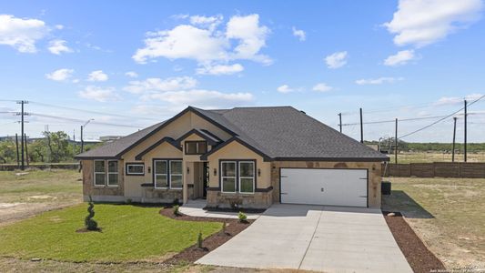 New construction Single-Family house 165 Flor Del Sol, San Antonio, TX 78264 null- photo 1 1