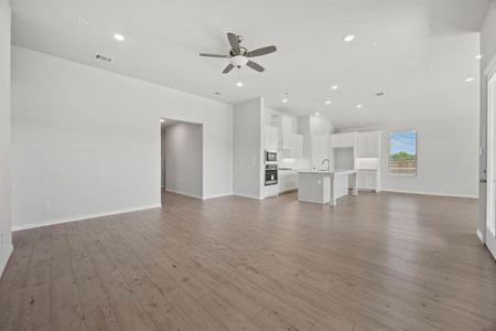 New construction Single-Family house 718 Tinsley Meadows Dr, Van Alstyne, TX 75495 - image 19