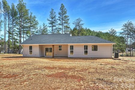 New construction Single-Family house 2279 Lee Lawing Rd, Lincolnton, NC 28092 - image 4