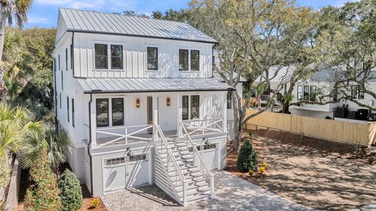 New construction Single-Family house 6 29Th Ave, Isle Of Palms, SC 29451 - image