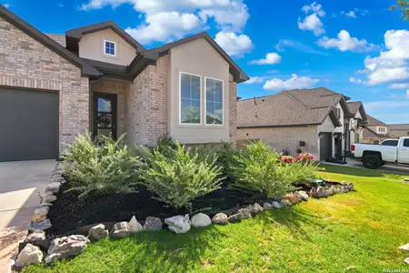 New construction Single-Family house 339 Sugarcane, New Braunfels, TX 78132 plan Elgin - image