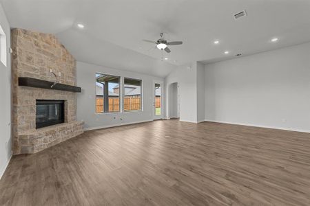 New construction Single-Family house 616 Tinsley Meadows Dr, Van Alstyne, TX 75495 Wheeler E- photo 20 20