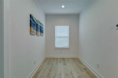 New construction Single-Family house 5705 Elysium St, Houston, TX 77091 - image 17