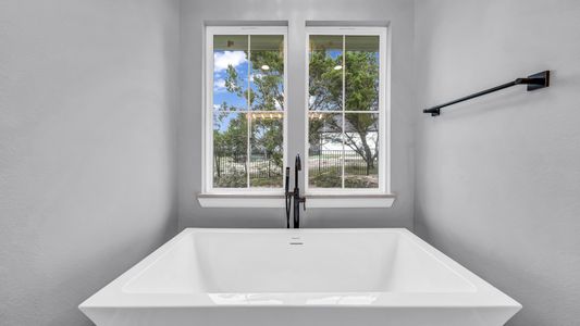 New construction Single-Family house 906 Perkins Rd, Poolville, TX 76487 plan Carraway - image 20