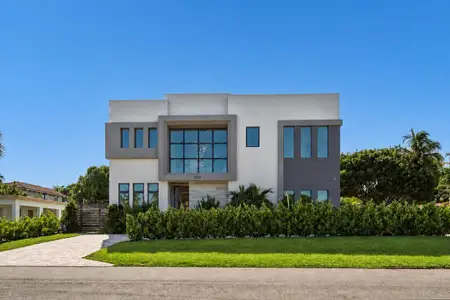 New construction Single-Family house 399 Ne Spanish Ct, Boca Raton, FL 33432 - image