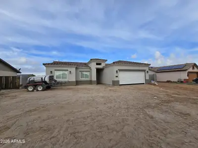 New construction Single-Family house 8410 W Altos Dr, Arizona City, AZ 85123 - image