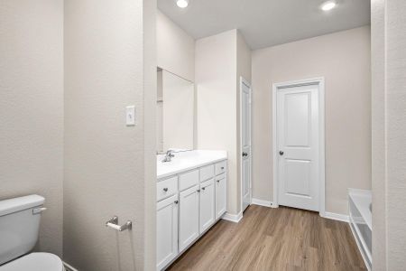 New construction Single-Family house 344 Kingston Wy, Waller, TX 77484 - image