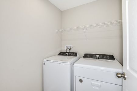 New construction Single-Family house 5512 Taverna Lp, Winter Haven, FL 33884 plan Turquesa - image 19