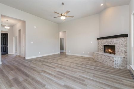 New construction Single-Family house 260 Crystal Lake Ln, Red Oak, TX 75154 null- photo 17 17