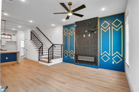 New construction Single-Family house 4833 Paula St, Houston, TX 77033 - image 9