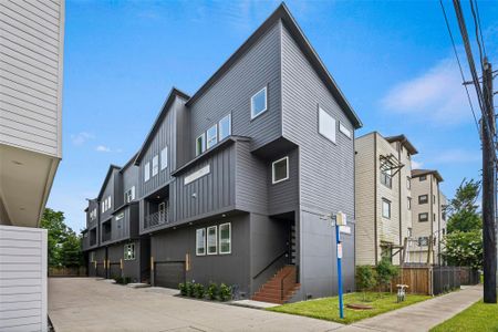New construction Single-Family house 1424 W 23Rd St, Unit B, Houston, TX 77008 - image