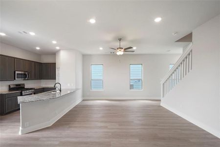 New construction Single-Family house 11417 Waterford Spring Trl, Houston, TX 77047 null- photo 12 12