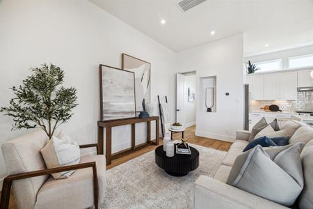 New construction Single-Family house 2210 Dennis St, Houston, TX 77004 - image 3