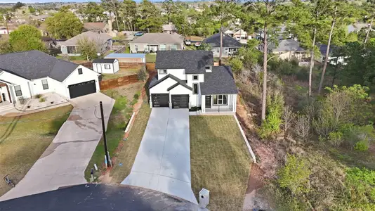 New construction Single-Family house 127 Kukui Ct, Bastrop, TX 78602 - image