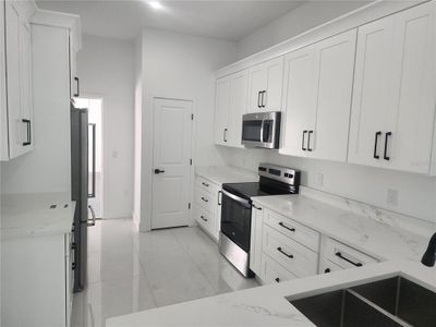 New construction Single-Family house 21 N Hampton Ave, Unit Lot 2, Orlando, FL 32803 null- photo 11 11