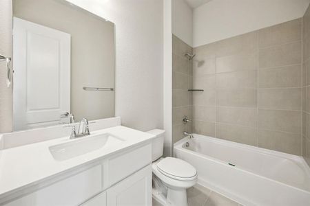 New construction Single-Family house 523 Blackwater Trl, Waxahachie, TX 75165 plan Denali - image 11