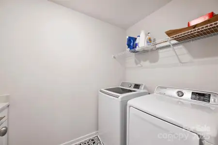 New construction Single-Family house 11009 N Commons Dr, Charlotte, NC 28213 - image 20