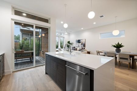 New construction Single-Family house 900 S 2Nd St, Unit 20, Austin, TX 78704 - image