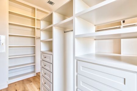 New construction Townhouse house 3824 Berkman Dr, Austin, TX 78723 - image 17