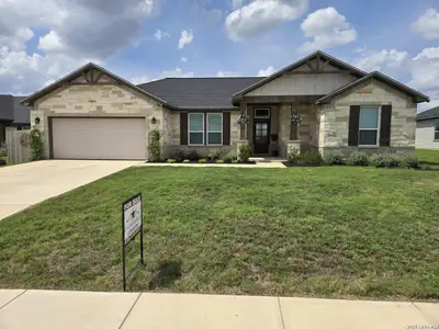 New construction Single-Family house 1595 Vista View Dr, Pleasanton, TX 78064 - image
