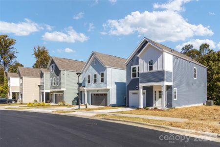 New construction Single-Family house 413 Kingsway Circle, Charlotte, NC 28214 - photo 4 4