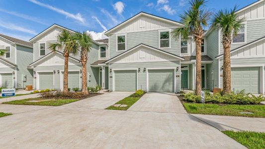 New construction Townhouse house 5907 Ortega Lake Dr, Jacksonville, FL 32244 null- photo 0