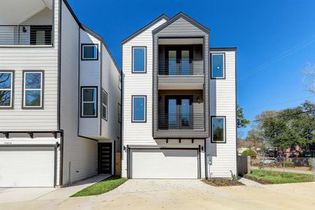 New construction Single-Family house 2202 Rain Melody, Houston, TX 77080 - photo 0