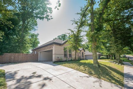 New construction Single-Family house 1408 Spinnaker Ln, Azle, TX 76020 - image