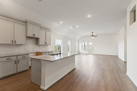 New construction Single-Family house 2801 Ruby Laurel Dr, Iowa Colony, TX 77583 plan Premier Series - Oleander - image 7