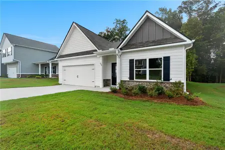New construction Single-Family house 495 Charleston Pl, Villa Rica, GA 30180 - image