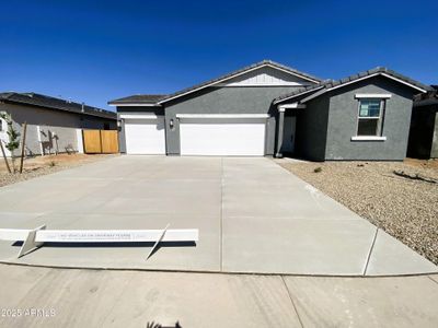 New construction Single-Family house 46940 W Old Timer Rd, Maricopa, AZ 85139 Poppy- photo 4 4