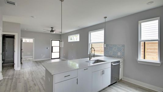 New construction Single-Family house 6111 Carnation Ter, Unit 2, Austin, TX 78741 null- photo 18 18