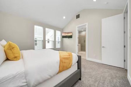 New construction Single-Family house 5935 Beall St, Unit A, Houston, TX 77091 - image 15