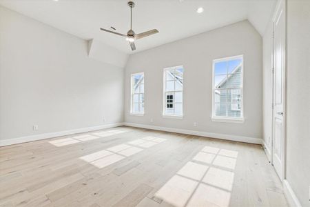 Primary Bedroom has Vaulted Ceiling- 3 Closets- White Oak Wood Flooring