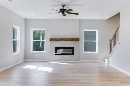 New construction Single-Family house 113 Cresthaven Drive, Carrollton, GA 30117 - photo 13 13