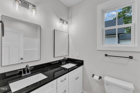 New construction Single-Family house 405 N Raiford St, Selma, NC 27576 null- photo 22 22