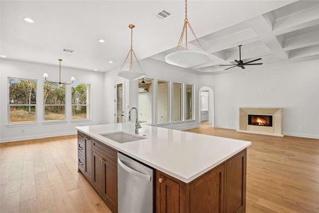 New construction Single-Family house 3001 Southern Rise Ct, Granbury, TX 76049 - image 16