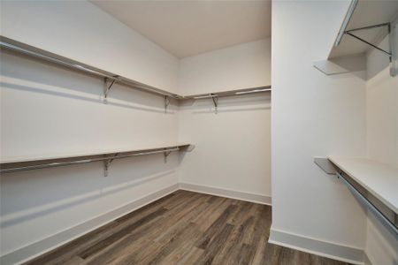 New construction Single-Family house 2104 Diagonal Ln, Houston, TX 77051 - image 19