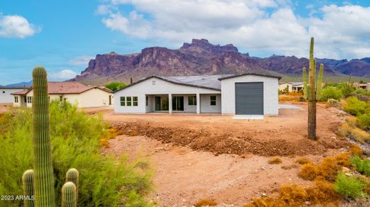 New construction Single-Family house 522 N Sun Road, Apache Junction, AZ 85119 - photo 1 1