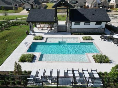 Oakwood Estates by Ashton Woods in Waller - image 11