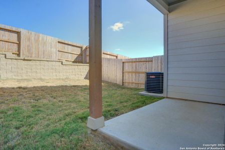 New construction Multi-Family house 7516 Magnolia Village, San Antonio, TX 78252 - photo 31 31