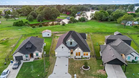 New construction Single-Family house 109 Keystone Ranch Rd, Trinidad, TX 75163 - image