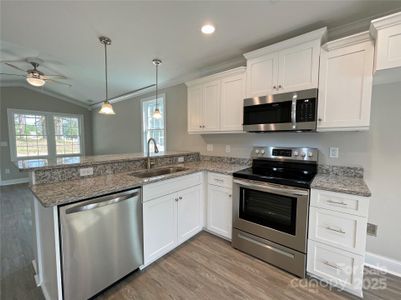 New construction Single-Family house 1479 SW Blvd, Newton, NC 28658 null- photo 25 25