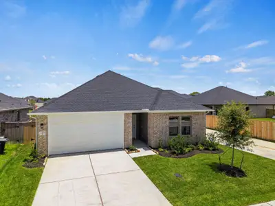New construction Single-Family house 243 Magnolia Laurel Dr, Alvin, TX 77511 plan Smith - image