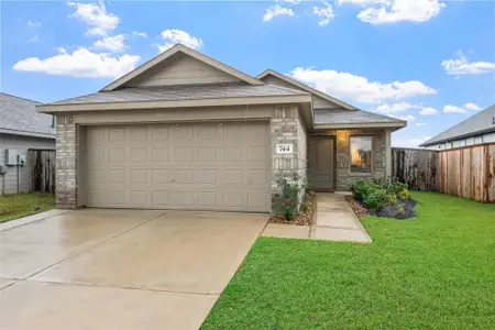 New construction Single-Family house 744 Autumn Cherry Trl, Magnolia, TX 77354 plan Windhaven 1.5 - image