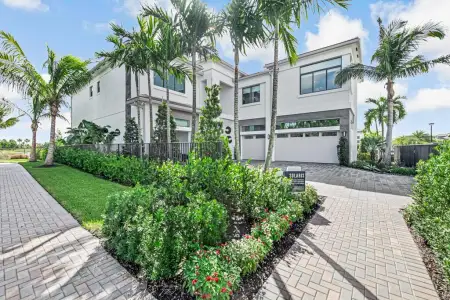 New construction Single-Family house 9984 Migration Pt, Palm Beach Gardens, FL 33412 plan Solaris - image