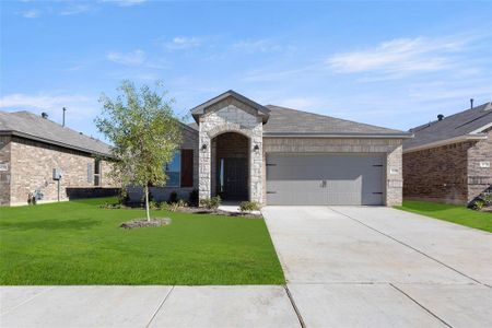 New construction Single-Family house 418 Comanche Drive, Cleburne, TX 76033 Hamilton- photo 0