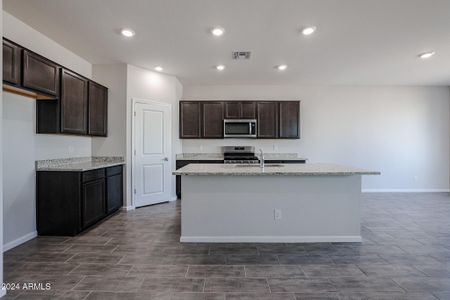 New construction Single-Family house 35680 W Mallorca Ave, Maricopa, AZ 85138 Plan 6- photo 8 8