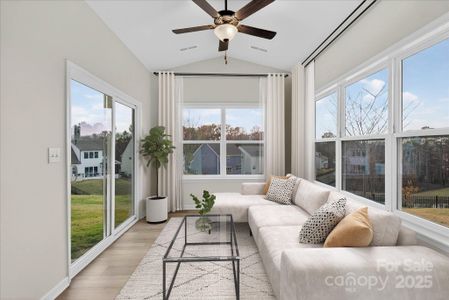 New construction Single-Family house 18024 Wilbanks Dr, Charlotte, NC 28278 plan Savannah - image 8